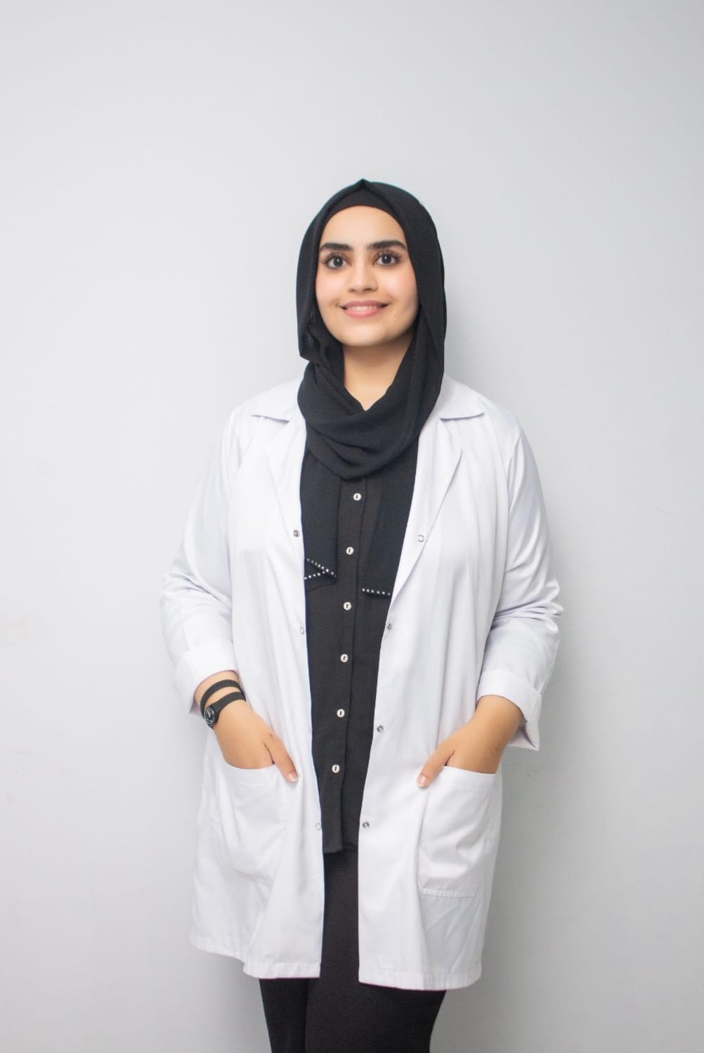 Dr Huda Nafees